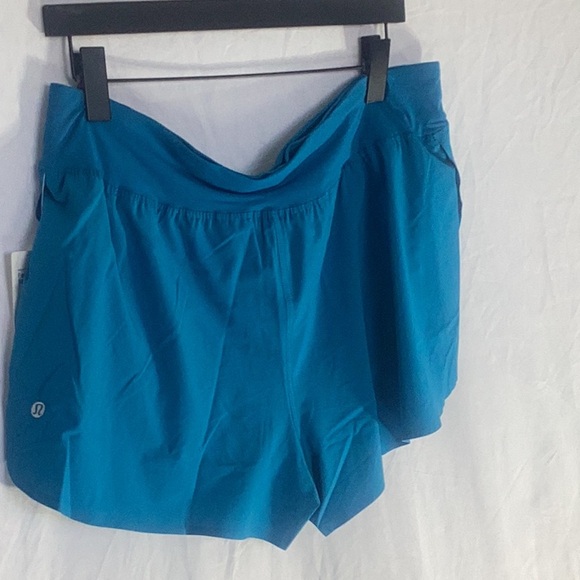 Lululemon Fast and Free Shorts - Picture 4 of 10